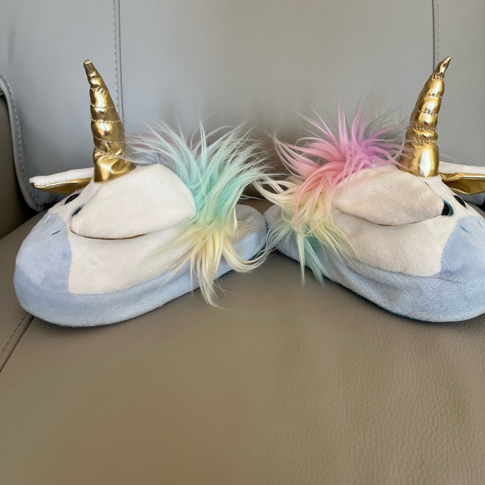 Shoes - Picture 5 of 6